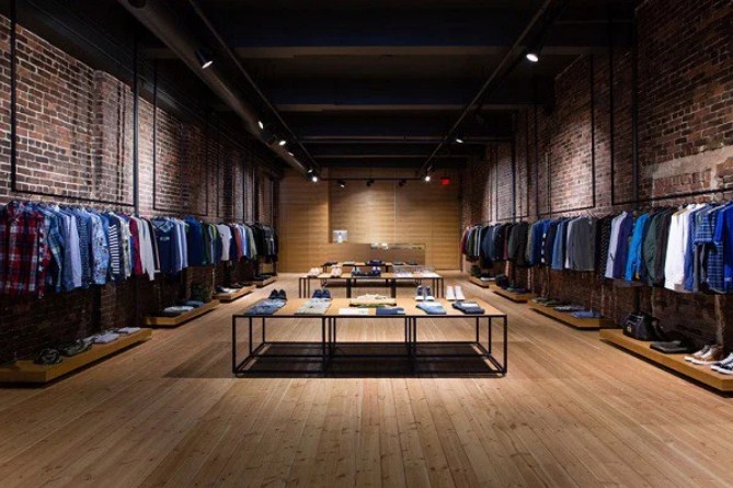 lắp đặt đ&egrave;n led chiếu điểm showroom