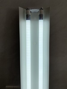 MÁNG ĐÈN CN LED  T8 1_2 x 1,2m ( chóa STĐ )