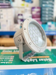 Bộ đèn Pha Led tiêu điểm với góc chiếu hẹp