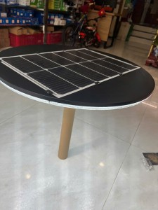 Đèn đĩa bay Diamond năng lượng mặt trời 1000W cao cấp