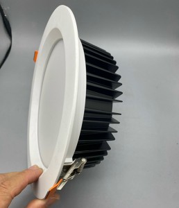 Đèn led âm trần 8W DK-DL5