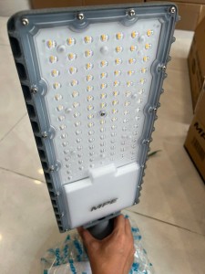 ĐÈN LED CHIẾU SÁNG ĐƯỜNG PHỐ SERI LST2 MPE