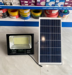 Đèn năng lượng mặt trời 300W DK100