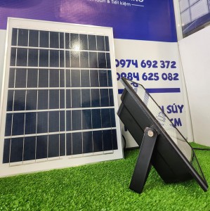 Đèn pha led năng lượng mặt trời Solar Light 100W